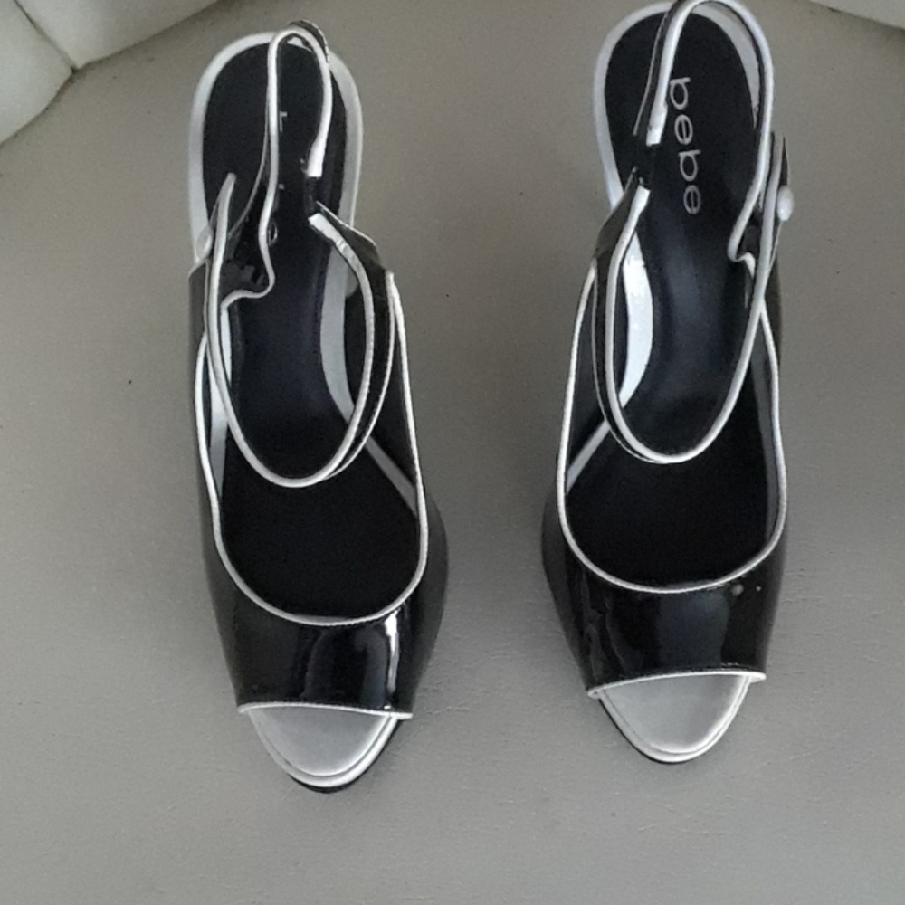 Women's sandals